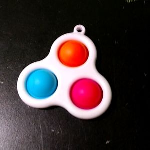 Tripel dimple figet toy